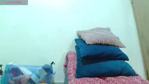 avaleri cherry online show from May 27, 1:57 am
