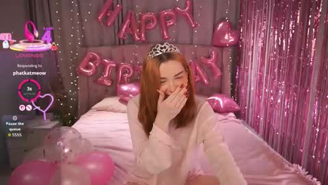  Ava  online show from December 17, 1:39 pm