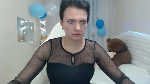 Snapshot of avasaturnian chatting on September 23, 12:30 pm avasaturnian online show from September 23, 12:30 pm