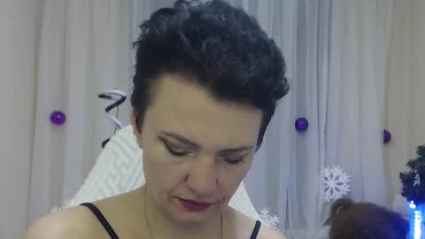 avasaturnian online show from January 9, 7:55 am