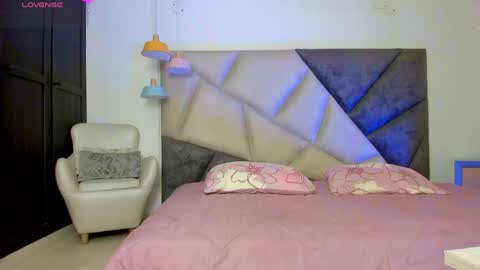 Ava  online show from March 29, 11:27 pm