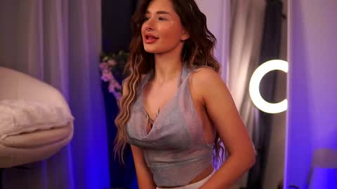 Carina online show from January 20, 4:43 am