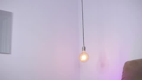 Carina online show from April 19, 2:49 pm