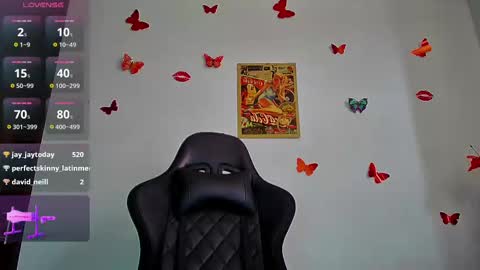 Snapshot of avatomas chatting on February 12, 2:43 pm Ava Tomas online show from February 12, 2:43 pm