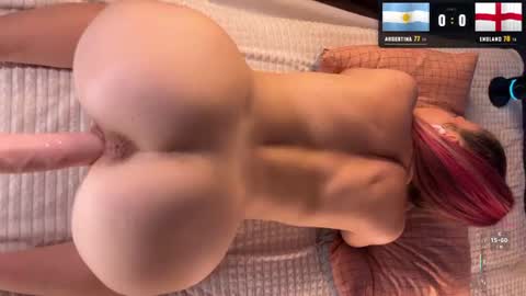Snapshot of avechloe chatting on July 15, 4:56 pm call me Chloe online show from July 15, 4:56 pm