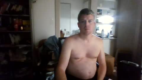 Snapshot of avenger8248 chatting on July 9, 3:21 am Avenger online show from July 9, 3:21 am
