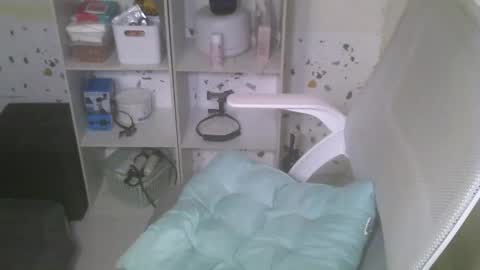 Rhian online show from February 4, 4:39 pm