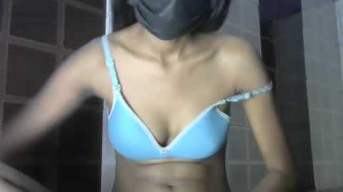 avery_lust01 online show from April 9, 6:19 am