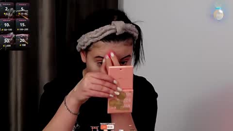 Snapshot of averywillow chatting on January 12, 5:01 pm AveryWillow online show from January 12, 5:01 pm