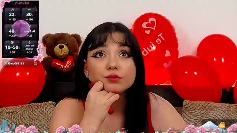 Snapshot of averywillow chatting on February 14, 8:26 pm AveryWillow online show from February 14, 8:26 pm