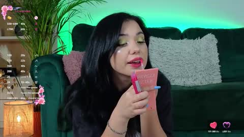 Snapshot of averywillow chatting on September 22, 1:02 pm AveryWillow online show from September 22, 1:02 pm