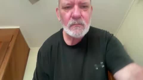 avgdiver online show from April 28, 3:06 pm