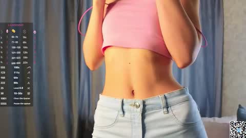 Lucy online show from December 20, 6:20 am