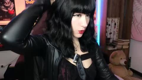 Saraaaa independent model 3 online show from February 9, 11:14 am