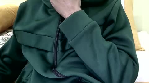 Snapshot of avrilogx chatting on March 29, 9:15 pm dani danilo online show from March 29, 9:15 pm