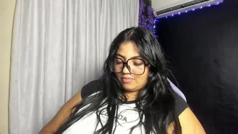 Snapshot of avrilrizox chatting on April 17, 6:05 am avrilrizox online show from April 17, 6:05 am