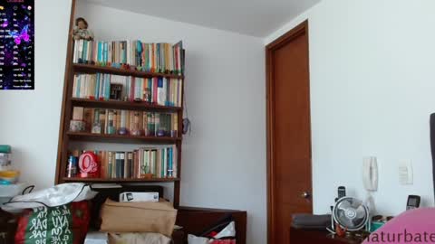 Snapshot of avrilthompson_ chatting on February 5, 9:50 pm Avril Thompson online show from February 5, 9:50 pm