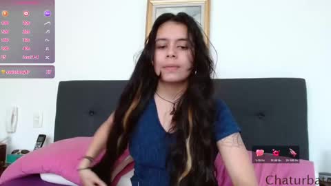 Snapshot of avrilthompson_ chatting on February 15, 9:26 pm Avril Thompson online show from February 15, 9:26 pm