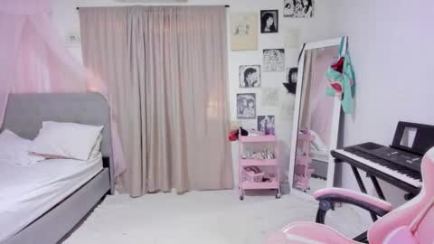 katy online show from October 31, 6:42 pm