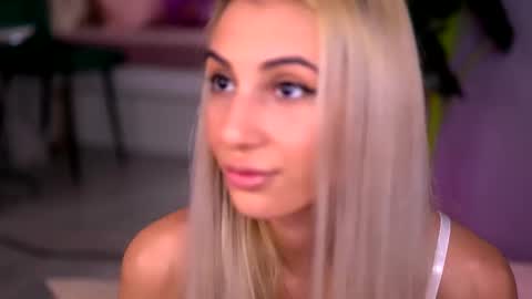 awalynch online show from February 4, 4:51 am