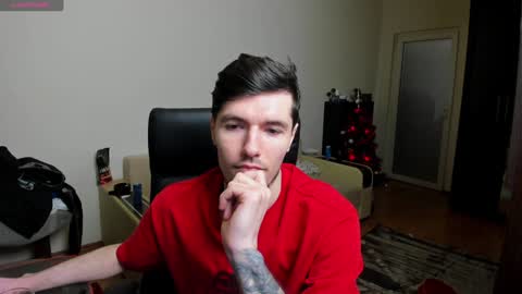 Justin online show from December 15, 7:31 pm