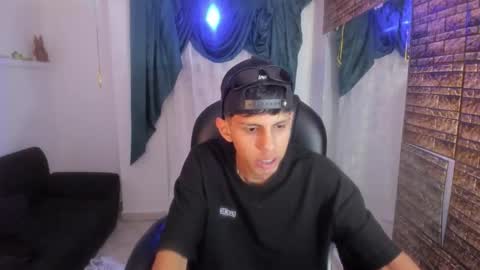 Snapshot of axeel_boy_ chatting on September 20, 12:55 am Axel online show from September 20, 12:55 am