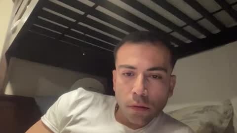 Snapshot of axel101101 chatting on April 4, 6:22 am Axel Palacios online show from April 4, 6:22 am