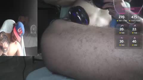 Snapshot of axel_ag chatting on June 8, 3:34 pm Axel online show from June 8, 3:34 pm