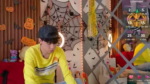 Axel Evanss online show from October 22, 1:00 pm