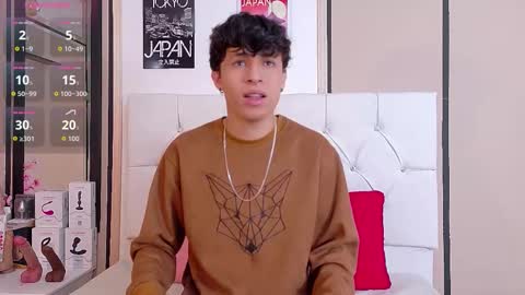 Axel Evanss online show from November 10, 12:15 pm