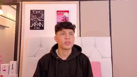 Axel Evanss online show from November 27, 12:40 pm