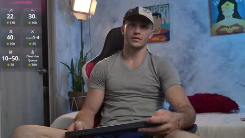 Axel Fairchaild online show from March 28, 12:16 pm