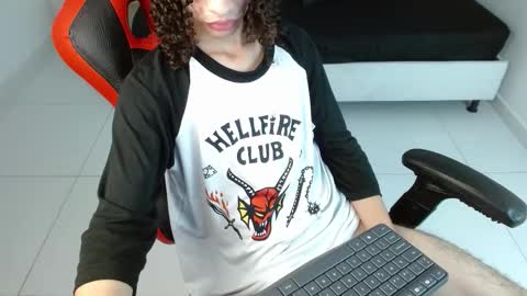 Axel online show from February 13, 12:17 am