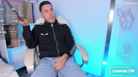 axel_grey_ online show from September 9, 12:26 pm