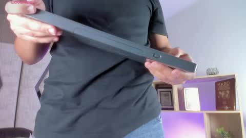Snapshot of axel_grey_ chatting on May 28, 12:13 pm axel_grey_ online show from May 28, 12:13 pm