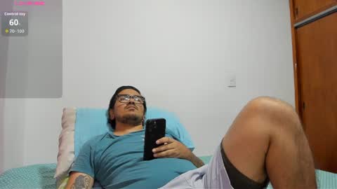 axel_hornyy online show from July 16, 5:35 am