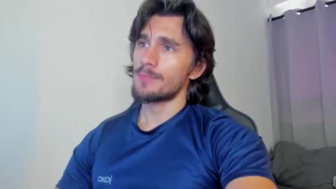 Axel online show from September 29, 3:50 pm