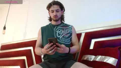 Axel  online show from April 21, 1:18 am