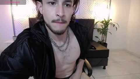 Axel  online show from May 26, 12:39 am