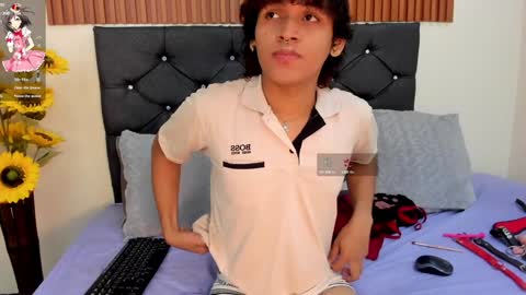 Alex online show from January 7, 8:31 pm