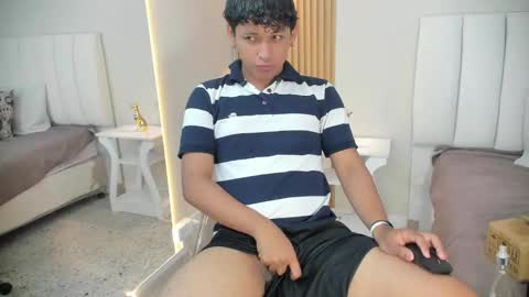 Alex online show from October 26, 4:07 am