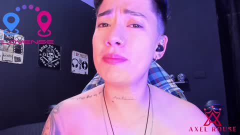 Snapshot of axel_rouse1 chatting on December 24, 12:00 pm Axel Rouse online show from December 24, 12:00 pm