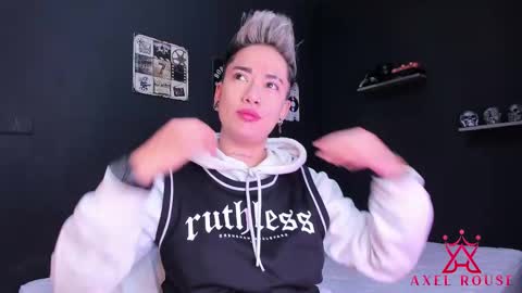 Snapshot of axel_rouse1 chatting on February 22, 10:40 am Axel Rouse online show from February 22, 10:40 am