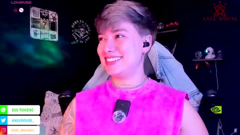 Snapshot of axel_rouse1 chatting on September 14, 4:39 pm Axel Rouse online show from September 14, 4:39 pm