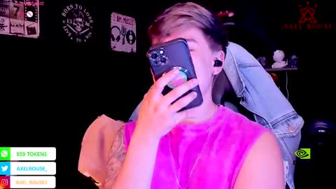 Snapshot of axel_rouse1 chatting on September 19, 5:53 am Axel Rouse online show from September 19, 5:53 am