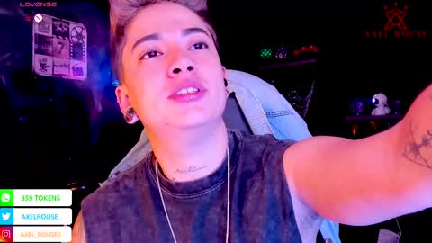 Snapshot of axel_rouse1 chatting on October 1, 2:34 pm Axel Rouse online show from October 1, 2:34 pm