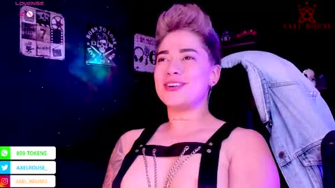 Snapshot of axel_rouse1 chatting on October 3, 11:57 pm Axel Rouse online show from October 3, 11:57 pm