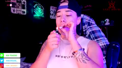 Snapshot of axel_rouse1 chatting on October 15, 1:06 am Axel Rouse online show from October 15, 1:06 am