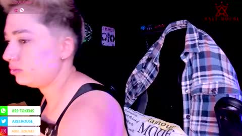 Snapshot of axel_rouse1 chatting on October 23, 11:14 pm Axel Rouse online show from October 23, 11:14 pm