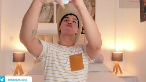 Snapshot of axel_sliim chatting on February 3, 6:11 am axel slim online show from February 3, 6:11 am